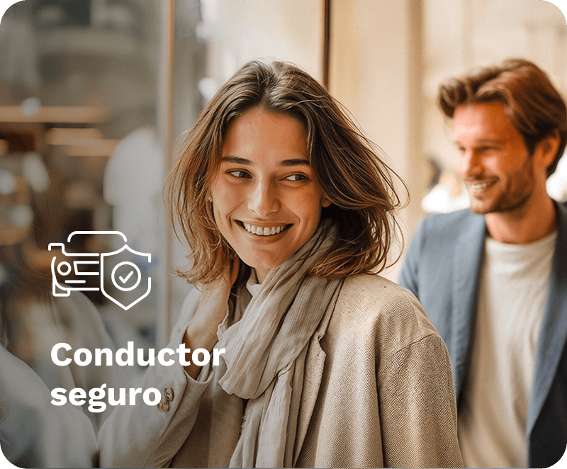 Mujer joven sonriendo