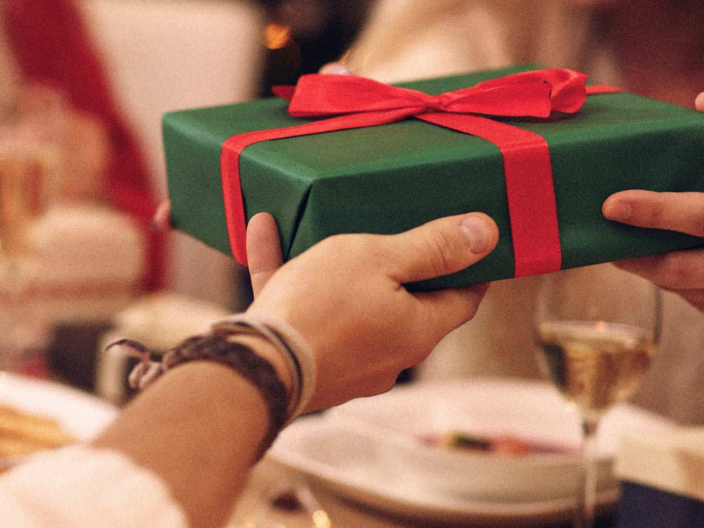 Ropa y tendencias de moda que puedes regalar en modo late christmas