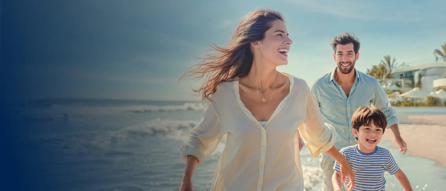 Familia en la playa